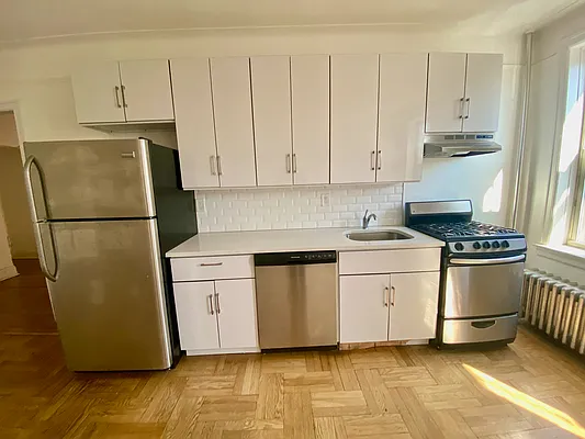 Rented by City Connections Realty | media 12