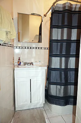 Rented by J Misrahi Realty Corp | media 24