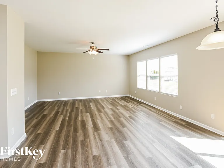 11608 Lusterleaf Holly Rd — Photo 3