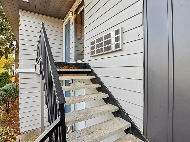Cypress Crest Apartments — Photo 78
