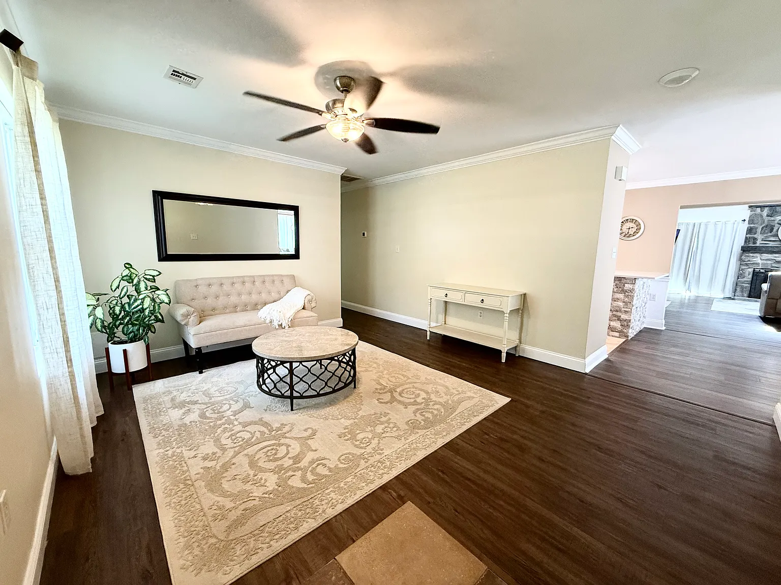 3 bed, 1478 sqft, $3,000 — Photo 3