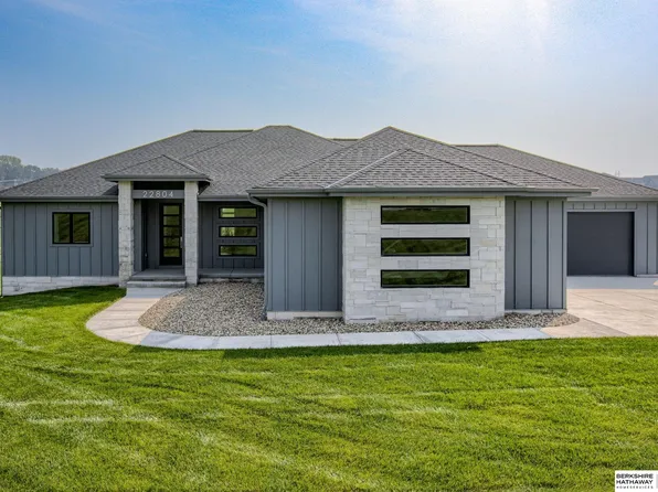 22804 Copper Ridge Rd, Gretna, NE 68028