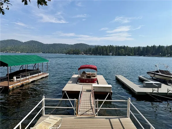 376 N Bay Rd #A, Lake Arrowhead, CA 92352