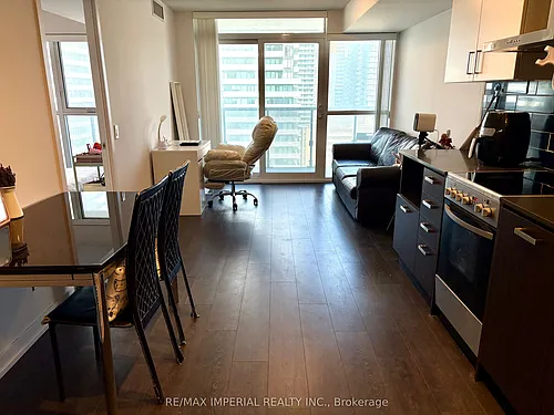 125 Redpath Ave #1802 Photo 1