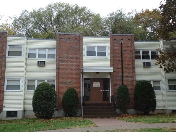 9 Thompson Rd APT 2A, Manchester, CT 06040
