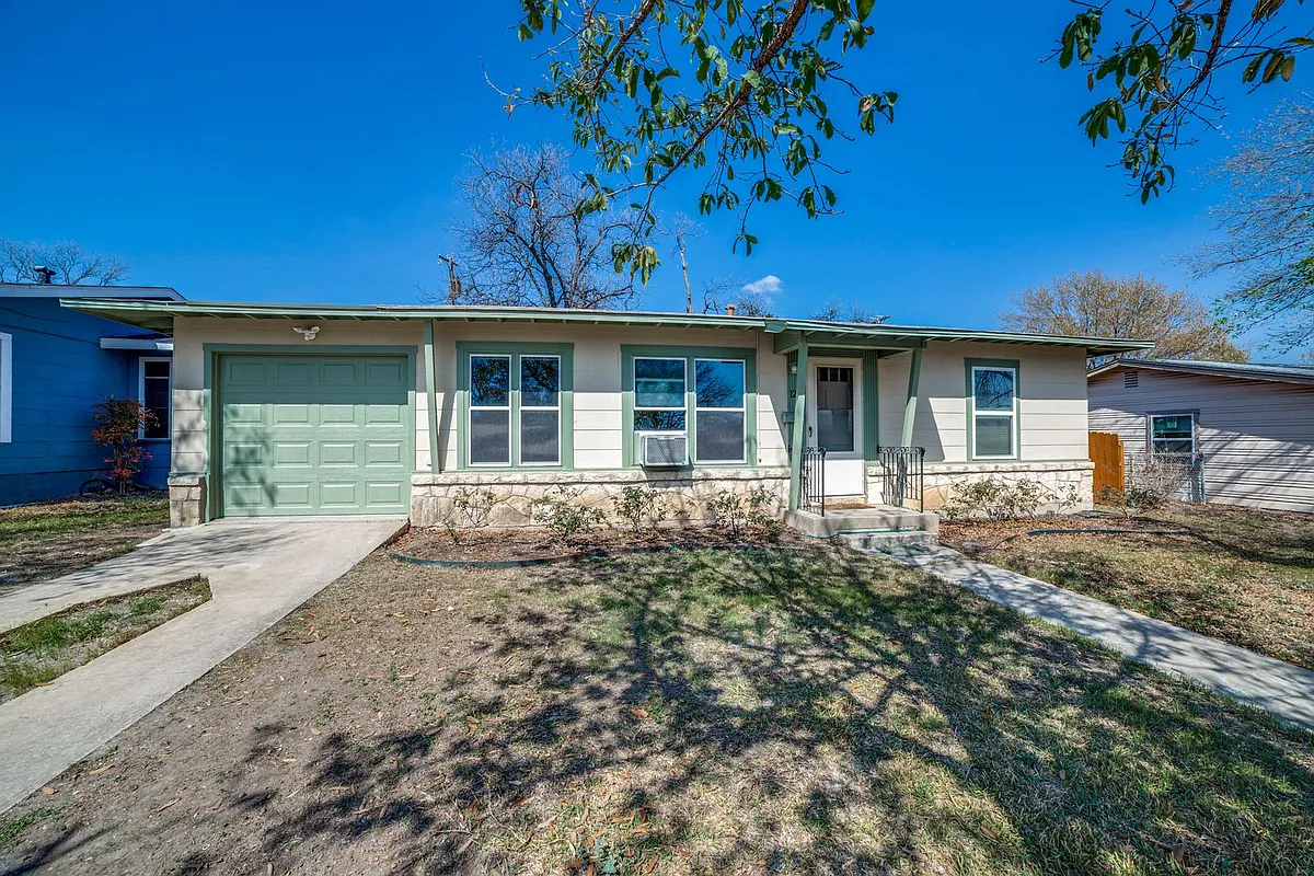 Building Photo - 123 Mink Dr