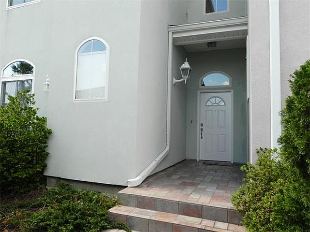 1st image of 1407 Royal Palm Dr APT B