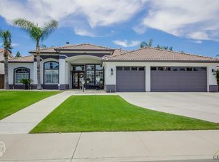 801 Spirit Lake Dr, Bakersfield, CA 93312