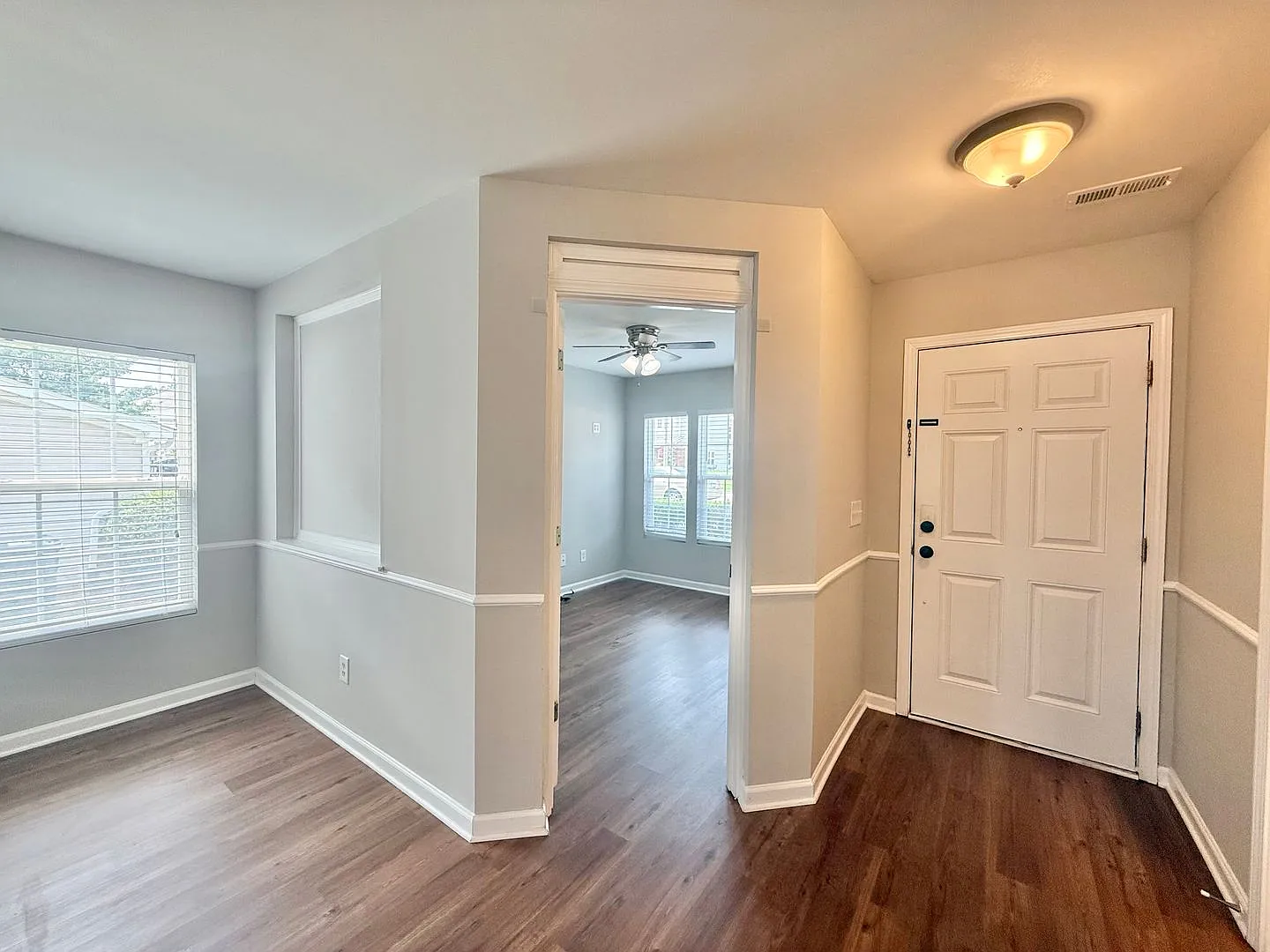 Spacious 3BD, 2.5BA Raleigh Home with a Bonus Office/Den & Large Loft With Easy Access to Downtow... — Photo 2
