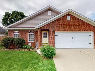 2049 Osprey Cv, Shelbyville, KY 40065