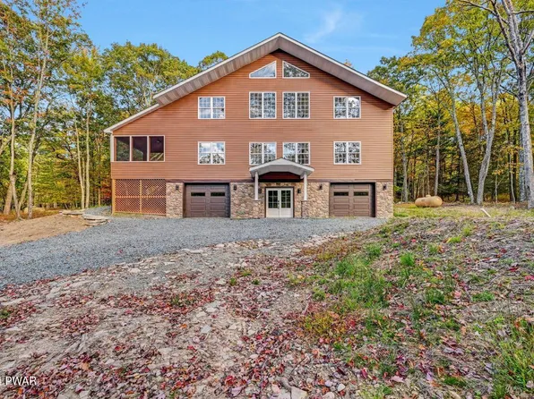 144 Marquise Dr, Tafton, PA 18464