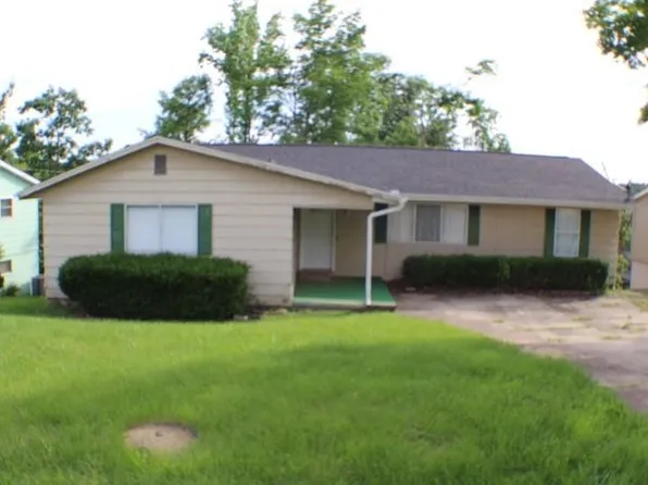315 Cherokee Trl, Huntington, WV 25705