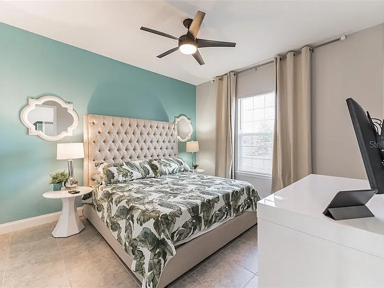 490 Captiva Dr — Photo 12