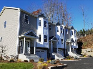 3 Ardi Ct UNIT 3, Sandy Hook, CT 06482