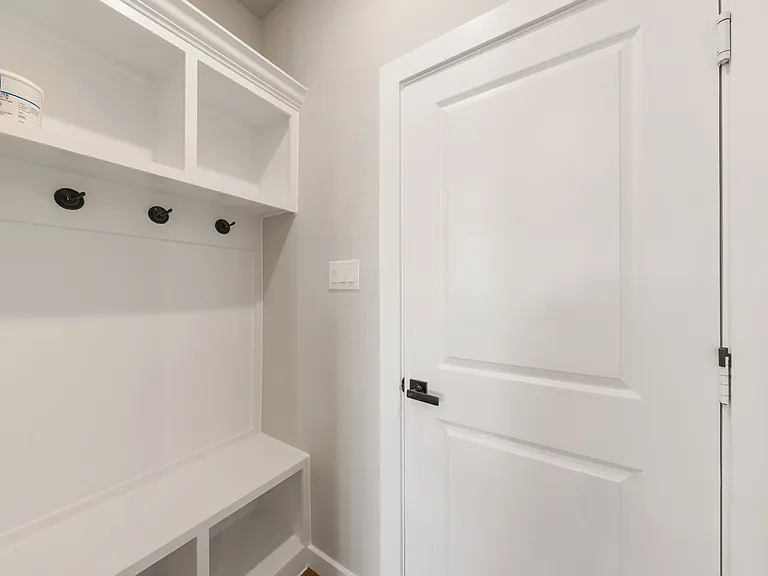 2027 Psalm Cir — Photo 17