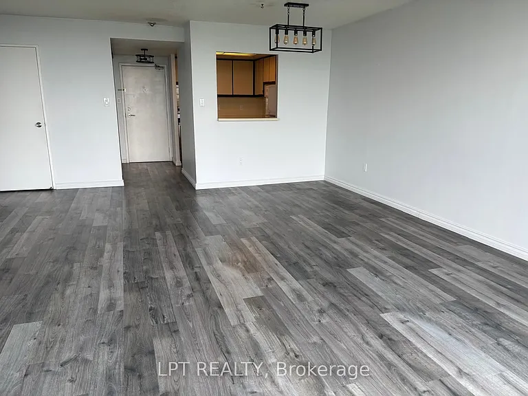 10 Dean Park Rd #1101 — Photo 17