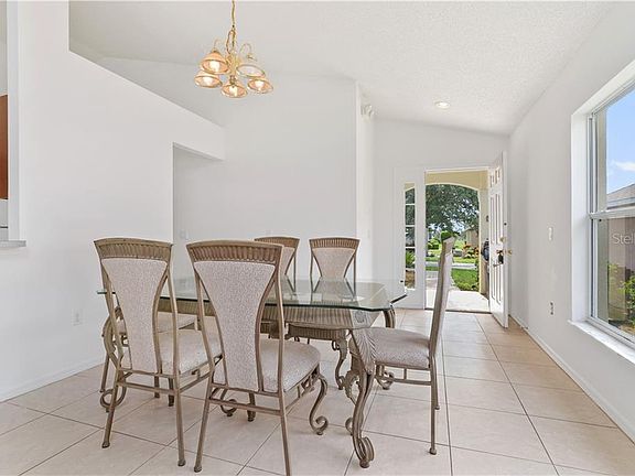 4th image of 1441 Park Pl