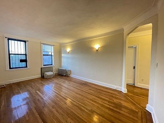 5th image of 34-12 29th St #4F