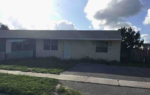 1st image of 4661 Chariot Cir