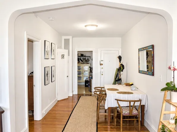 1666 Commonwealth Ave APT 42, Brighton, MA 02135