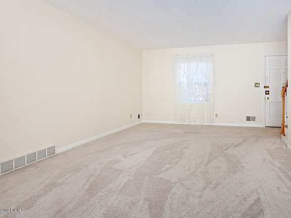 5th image of 1924 Goldsmith Ln Unit 25