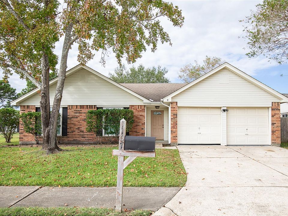 1st image of 1107 Landing Blvd