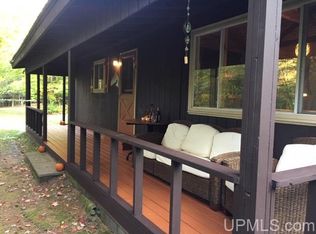 647 Cherry Creek Rd, Marquette, MI 49855