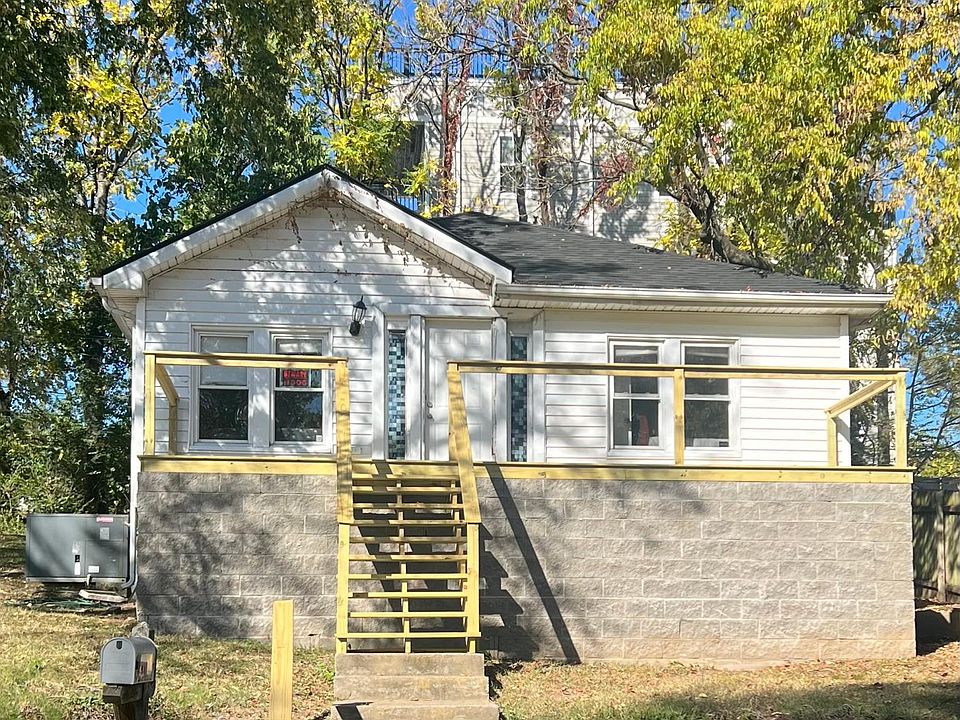 1st image of 1901 Sevier St