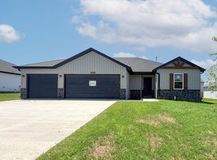 534 Columbine St, Rogersville, MO 65742