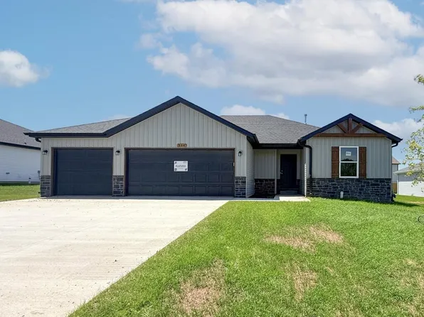 534 Columbine Street, Rogersville, MO 65742