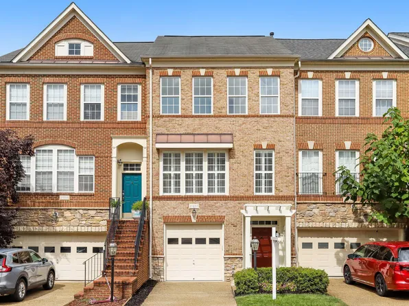 21933 Windy Oaks Sq, Ashburn, VA 20148