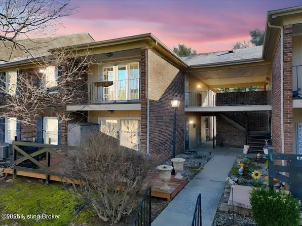 6717 Gunston Ln #A, Prospect, KY 40059