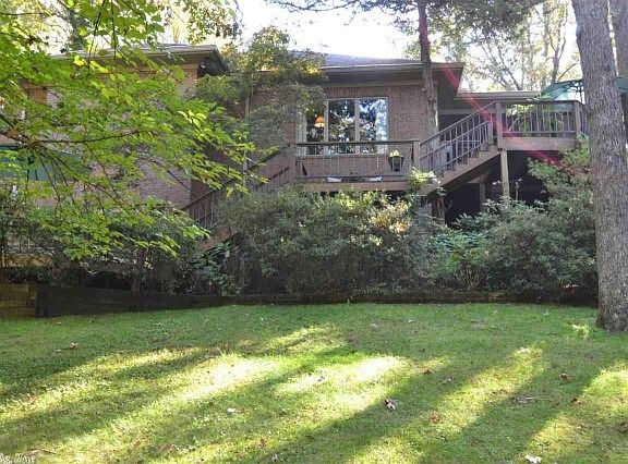 5th image of 2605 Valley Dr