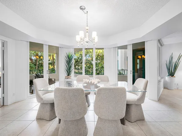 100 SE 5th Avenue #210, Boca Raton, FL 33432