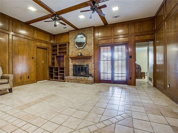4th image of 1030 Lansdale Dr