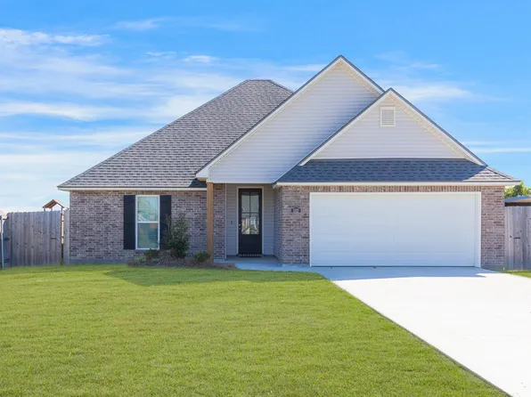 102 Harvest Ct, Abbeville, LA 70510
