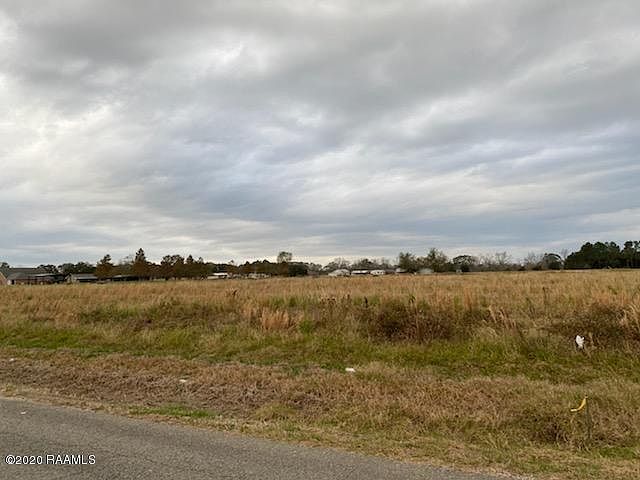 2nd image of Oliver Guidry Rd
