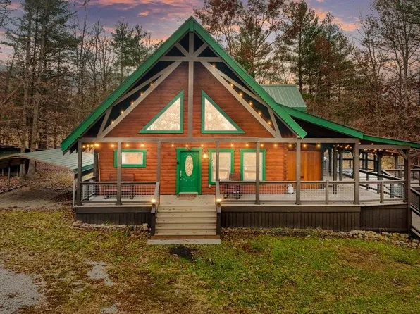 574 Bear Hollow Trl, New Castle, VA 24127