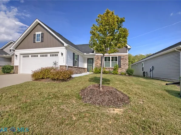 6925 Motley Landing Dr, Gloucester, VA 23061