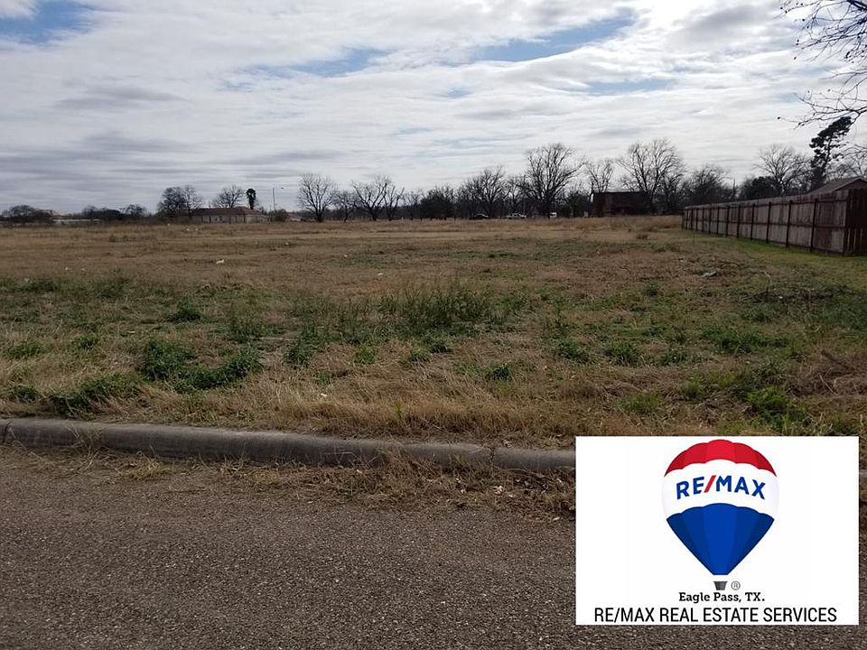 1st image of 138 Lizette Cir