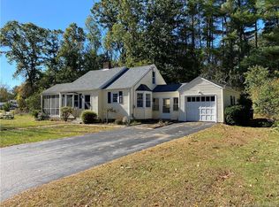 224 Senexet Rd, Woodstock, CT 06281