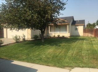 5514 Hawk Ave, Caldwell, ID 83607