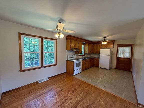 4th image of 182 Orchard Dr