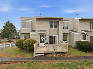 39 Cottonwood Rd #39, Newington, CT 06111