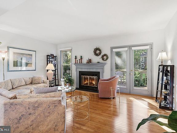 4th image of 11411 Orchard Green Ct