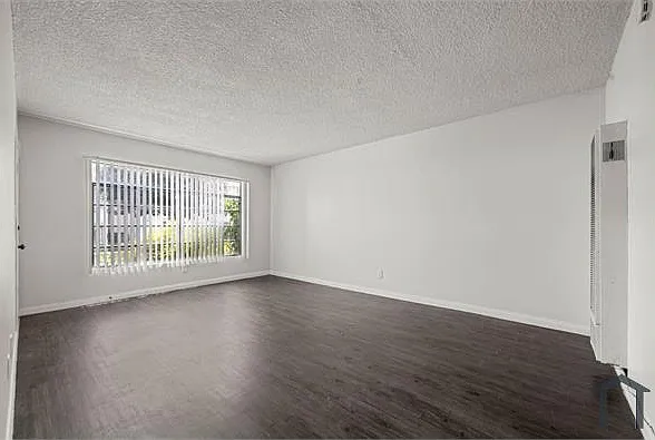 3868 Potomac Ave #7 — Photo 10