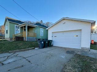 140 Lincoln Ave, Council Bluffs, IA 51503