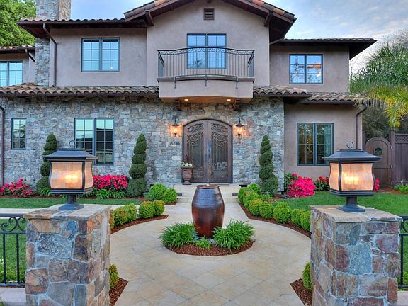 5th image of 16756 Littlefield Ln