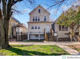 2821 E 93rd St #1, Chicago, IL 60617