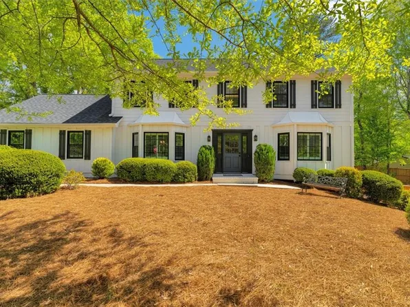 3040 Greenfield Dr, Marietta, GA 30068
